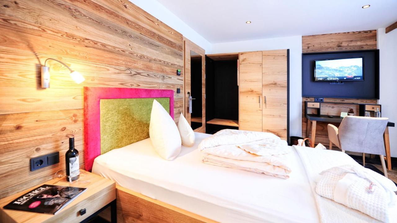 Hotel Garni Stefanie Ischgl Eksteriør bilde