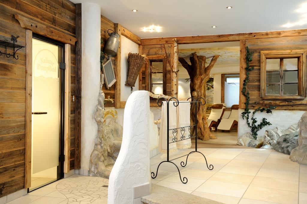 Hotel Garni Stefanie Ischgl Eksteriør bilde