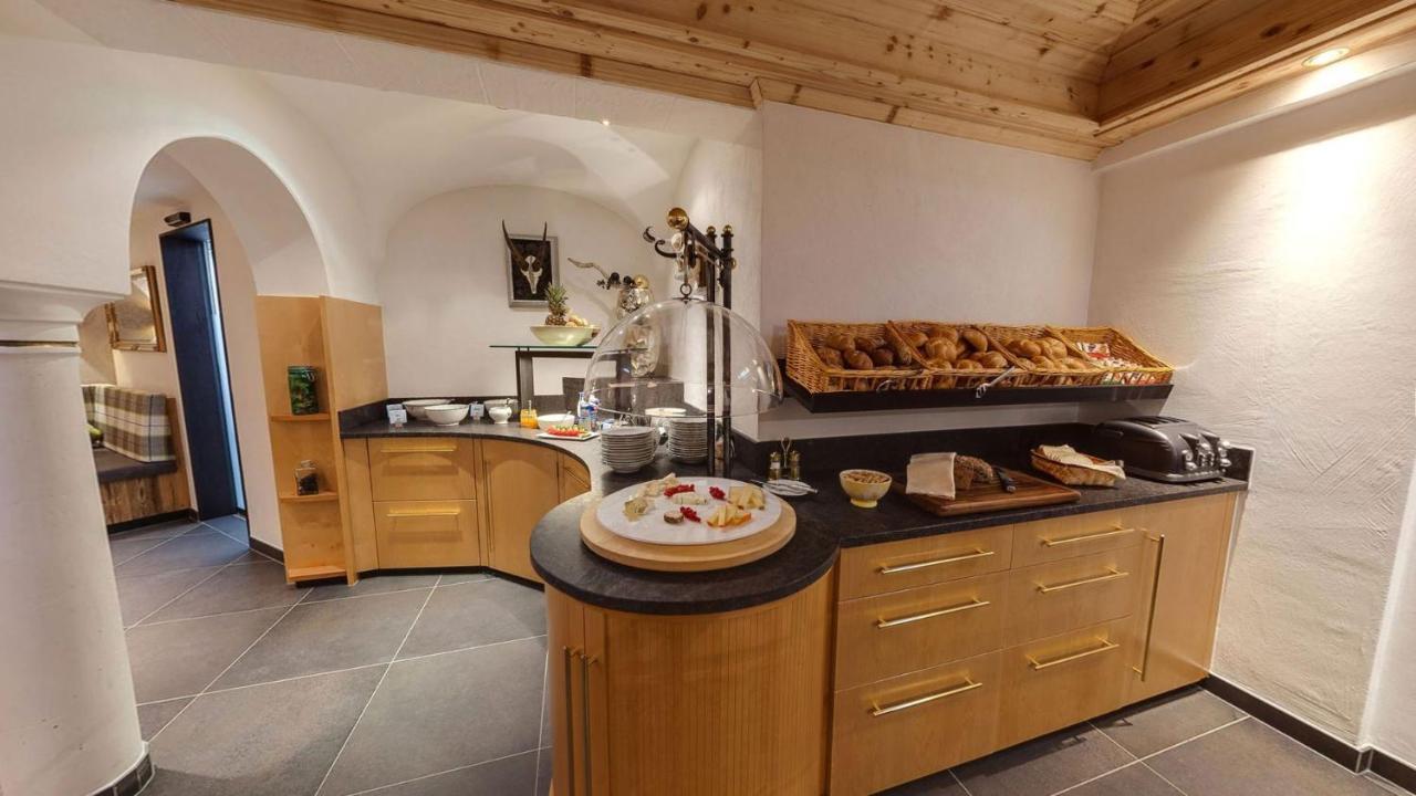 Hotel Garni Stefanie Ischgl Eksteriør bilde